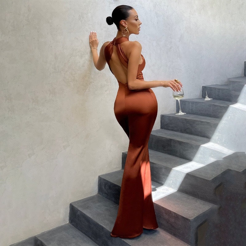 Freya | Women's Fishtail Dress with Open Back and Fitted Cut