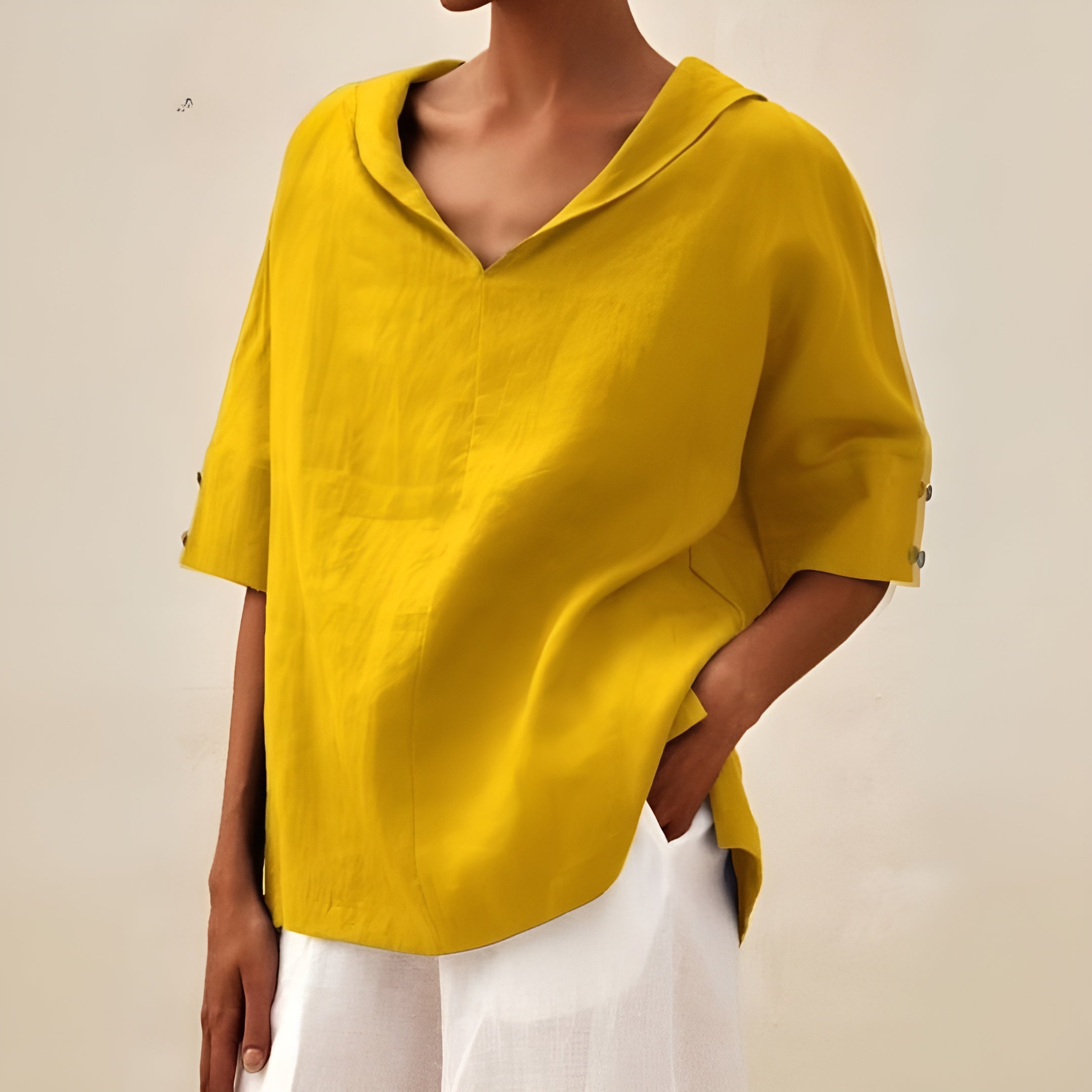 Corinne | Lightweight Blouse with Short Sleeves