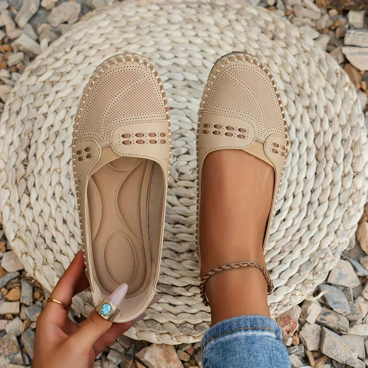 Cecilia | Women's Stylish Footwear with Supportive Design and Comfortable Fit