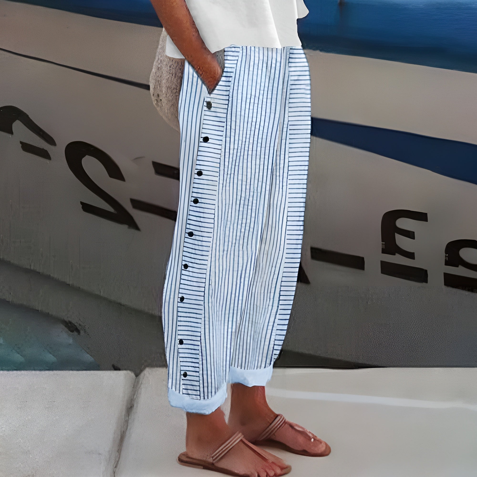Azalea | Trousers with Side Pockets and Relaxed Fit