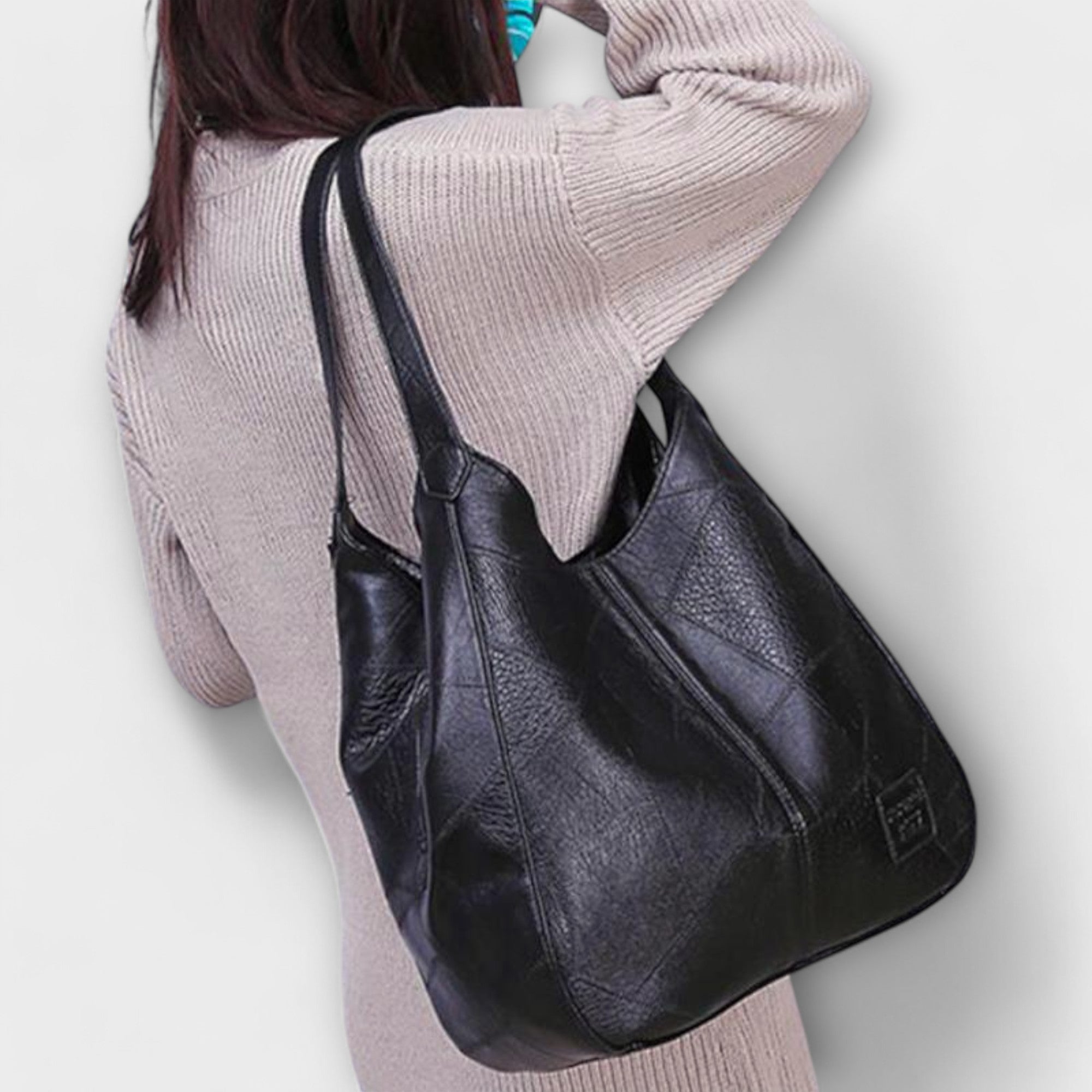 Freydis | Classic Shoulder Bag with Enduring Style