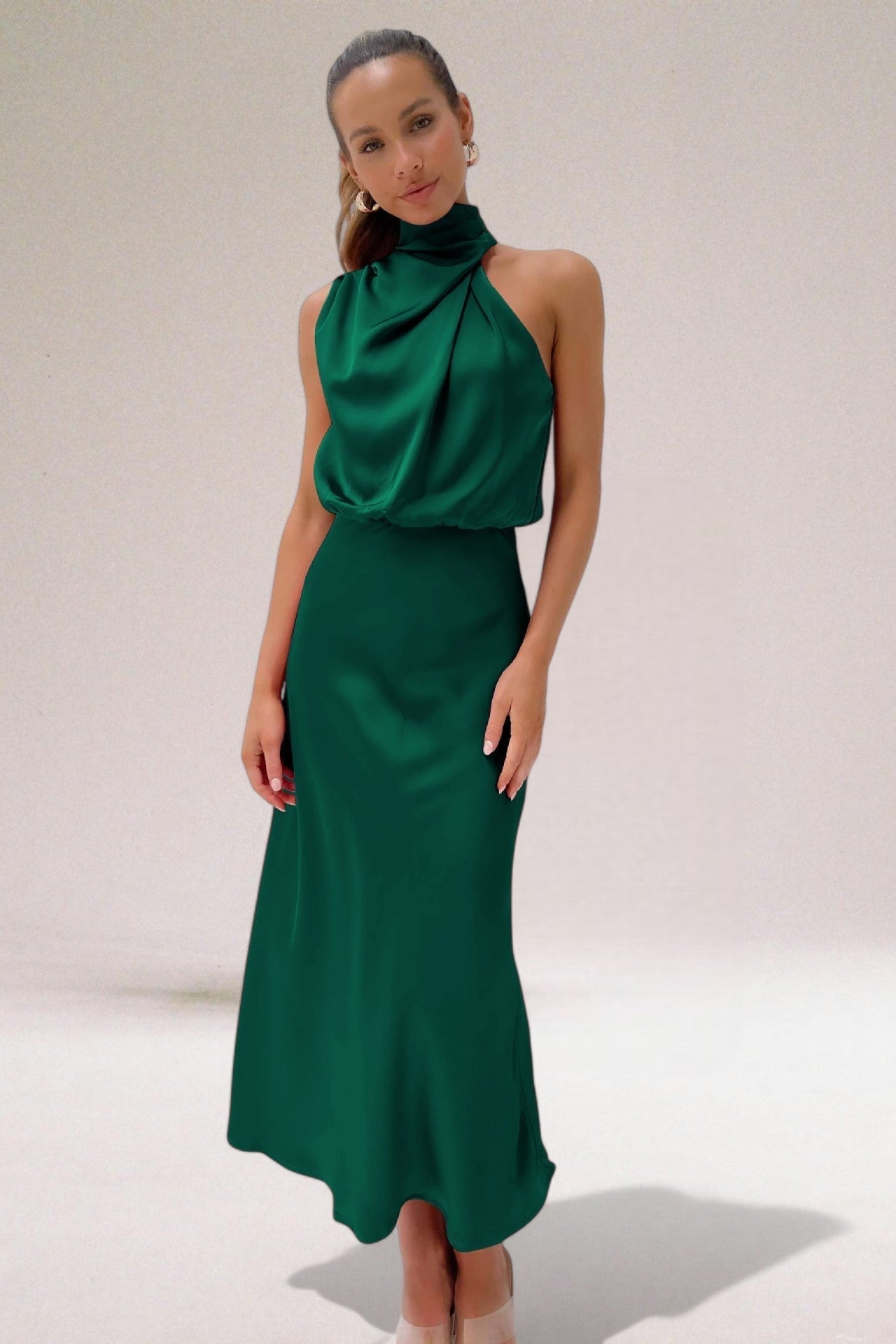 Amalia | Women's Halter Neck Dress with Adjustable Straps and Flowy Design