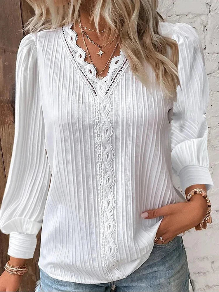 Aurelia | Blouse with Chiffon and Lace Accents