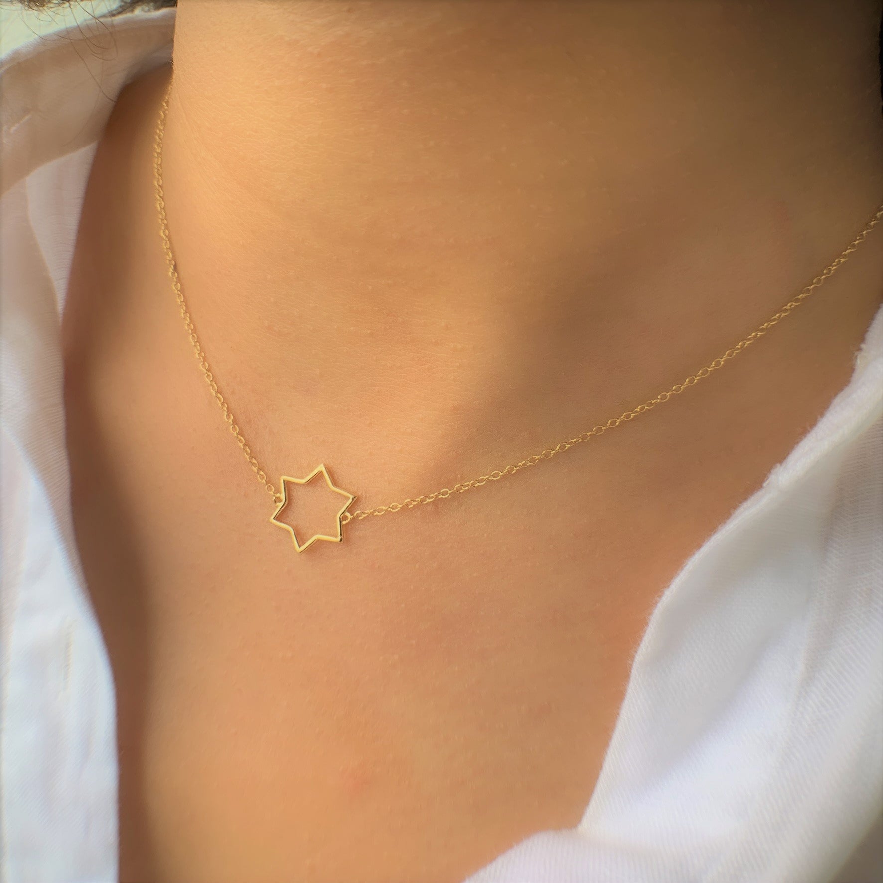 Single Star Necklace