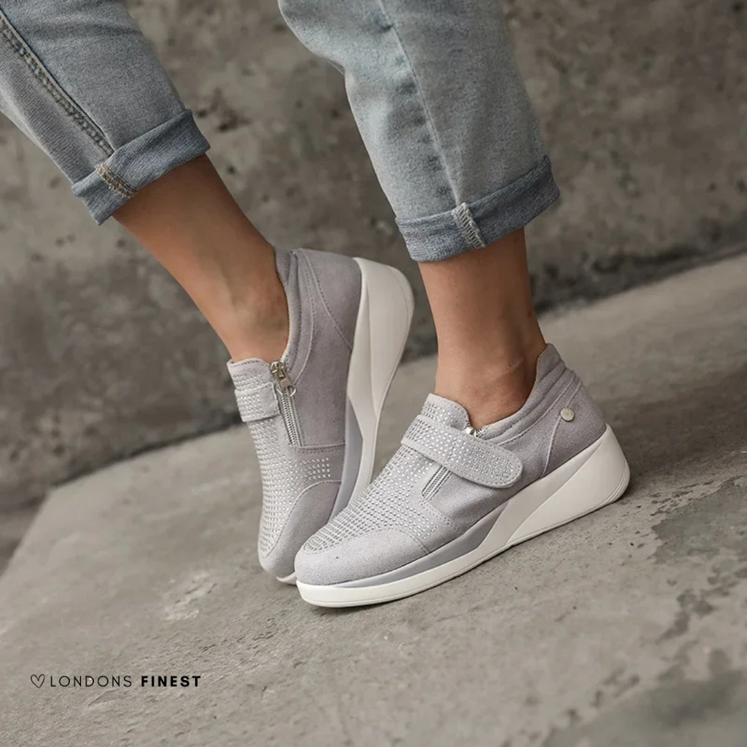Brenna | Women's Supportive Footwear with Cushioned Insole and Adjustable Straps