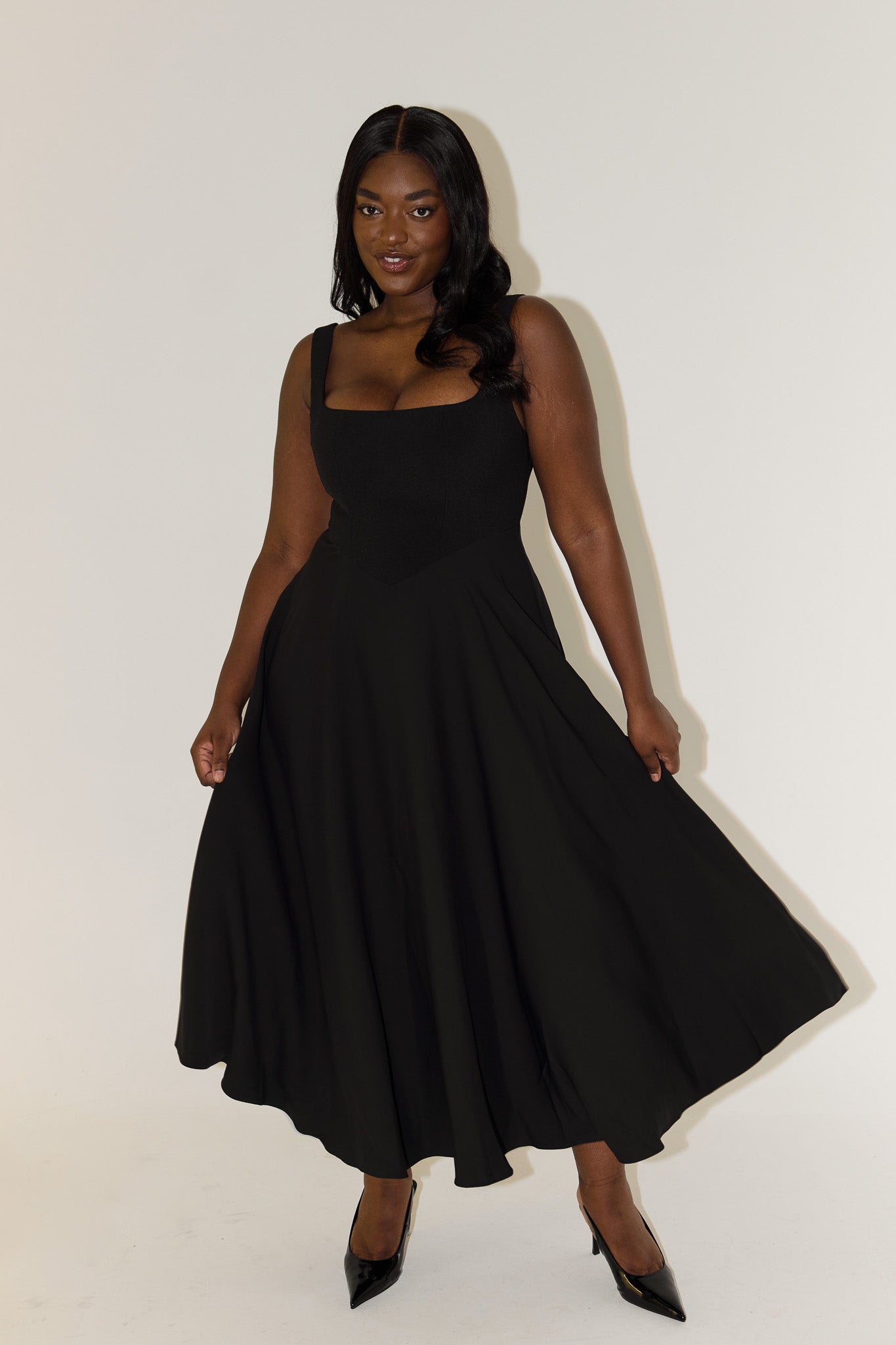 Angela | Timeless Flowy Midi Dress