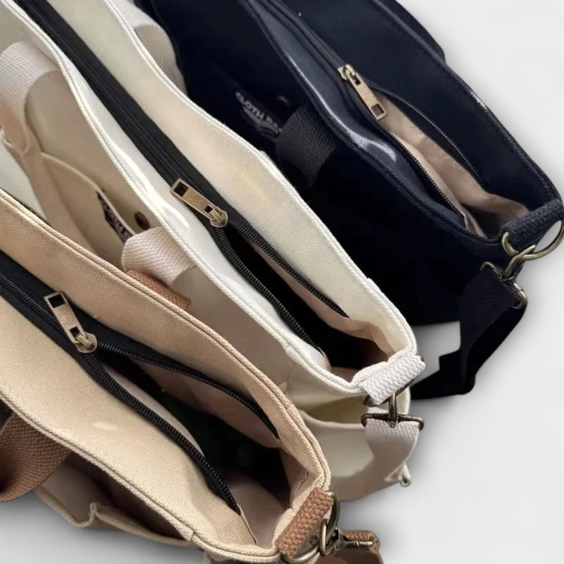 Emery | Elegant Shoulder Bag with Practical Design