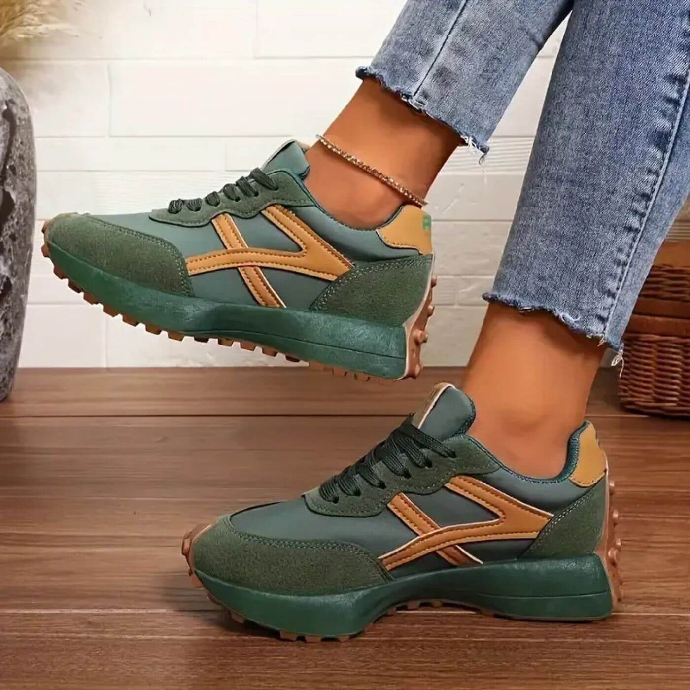 Aubrey | Women's Slip-Resistant Sneakers with Breathable Design and Lightweight Construction