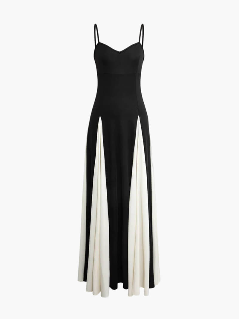 Farrah | Women's Maxi Dress with Black-and-White Design and Flowing Silhouette