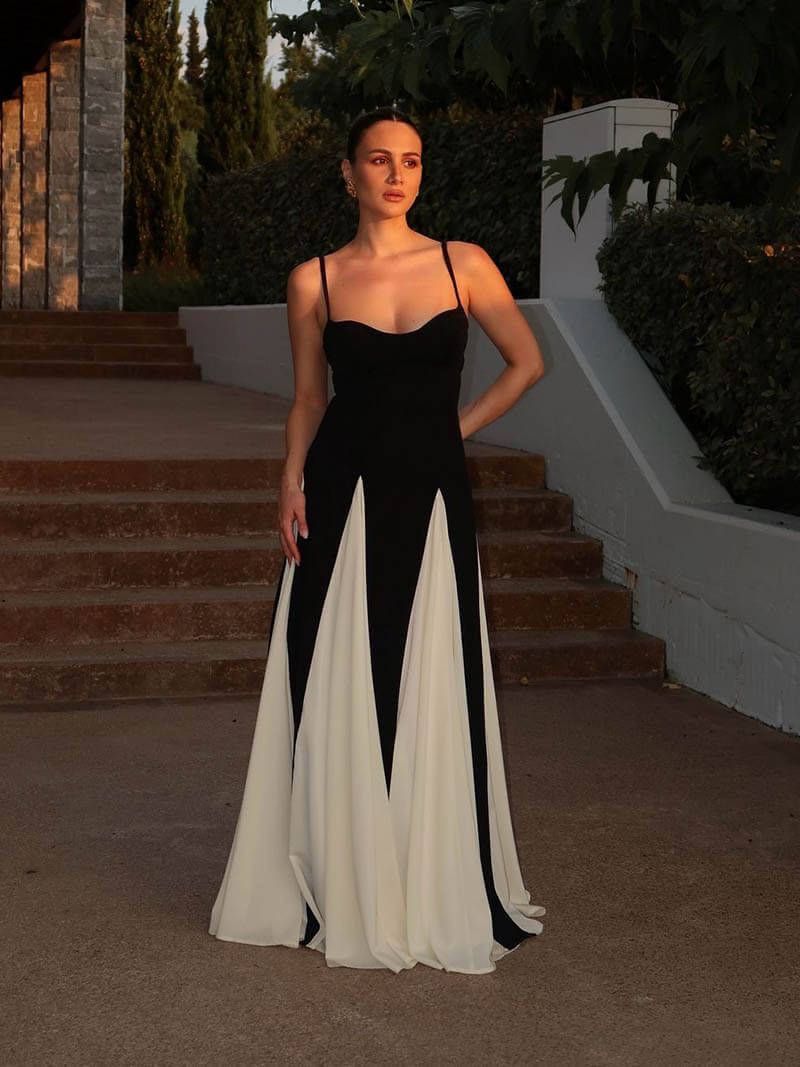 Farrah | Women's Maxi Dress with Black-and-White Design and Flowing Silhouette