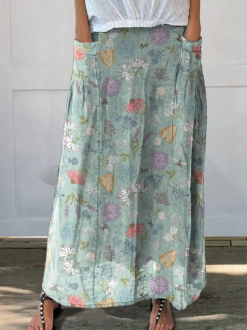 Daisy | Blooming Spring Floral And Bumble Bee Pattern Printed Pocket Skirt