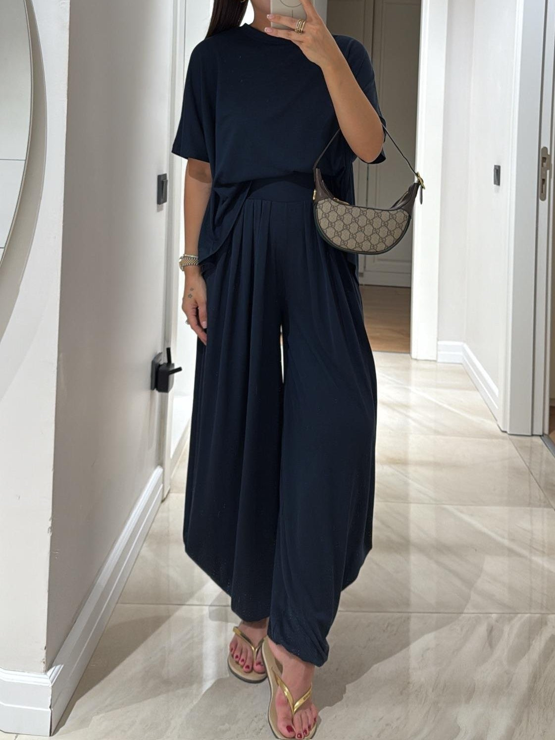 Giselle | Women's Casual Top with Relaxed Fit and Wide-Leg Trousers