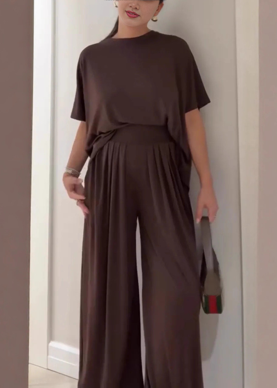 Giselle | Women's Casual Top with Relaxed Fit and Wide-Leg Trousers