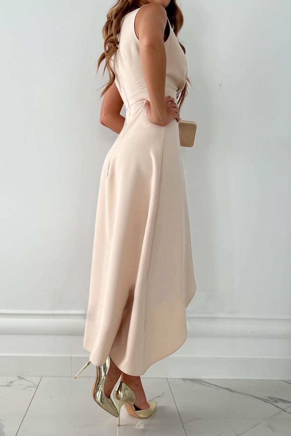 Brooks | Women's Wrap Dress with V-Neck and Adjustable Tie