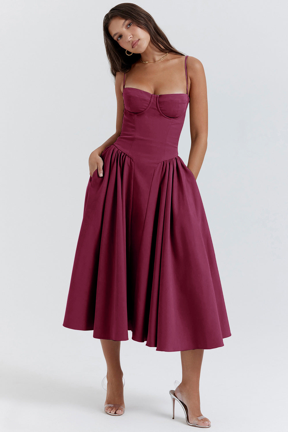 Alara | Women's Evening Dress with A-Line Silhouette and Sleeveless Design
