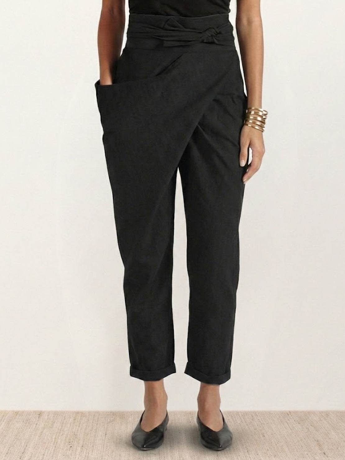 Cora | Cropped Tapered Trousers with High Waist and Wrap Front