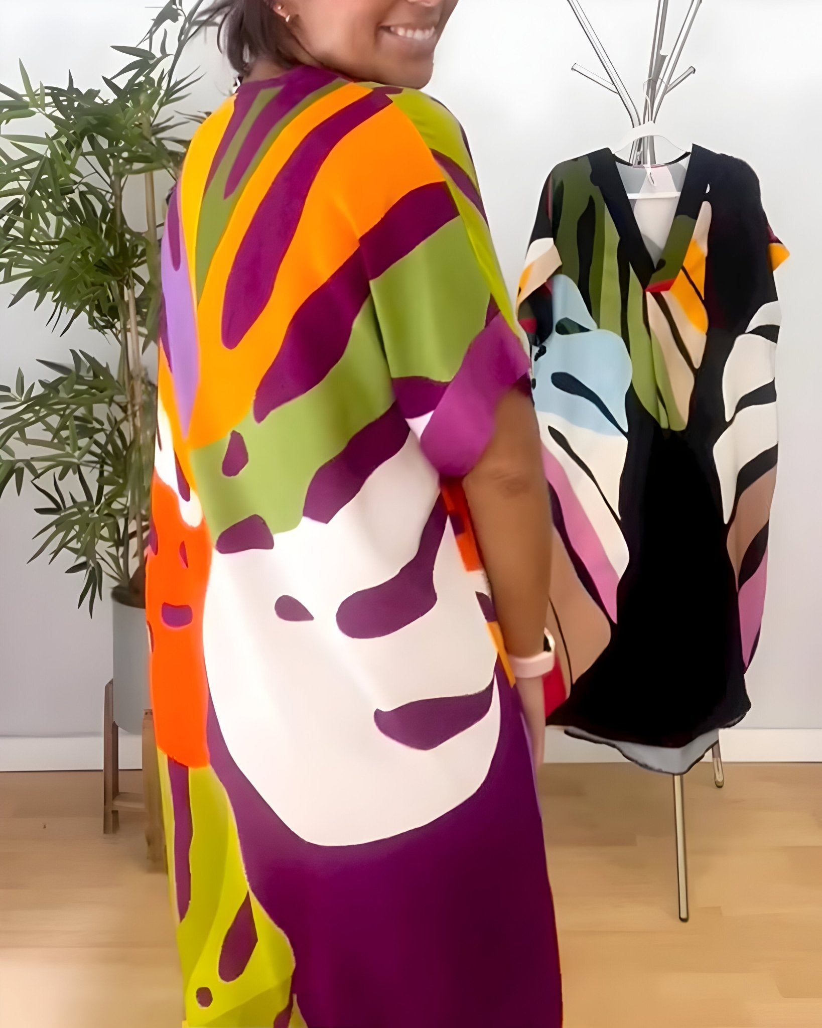 Astoria | Women's Summer Dress with Sleeveless Design and Flowy Skirt