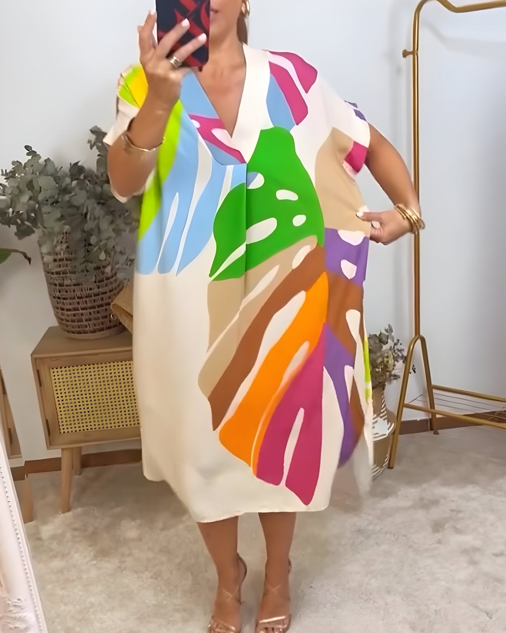 Astoria | Women's Summer Dress with Sleeveless Design and Flowy Skirt